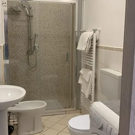 Apollo Apartment